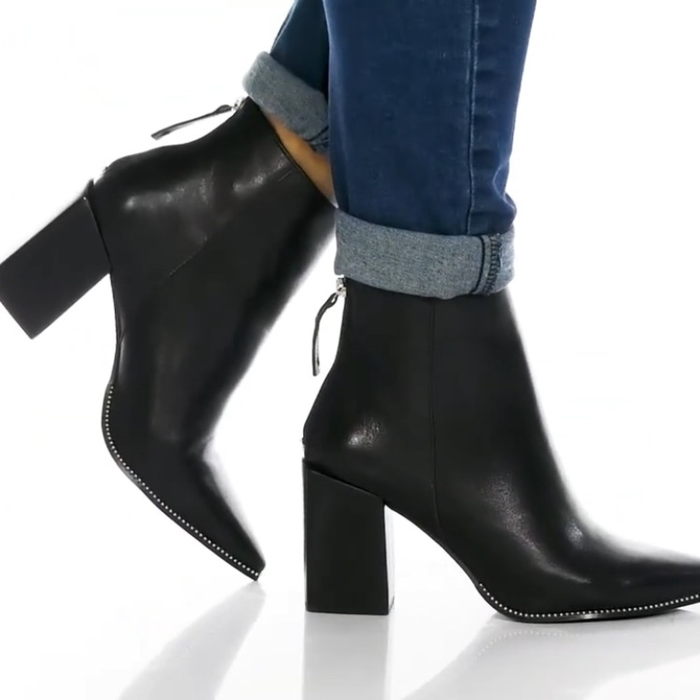 Steve Madden Olga Sleek Black chunky Heeled Boots